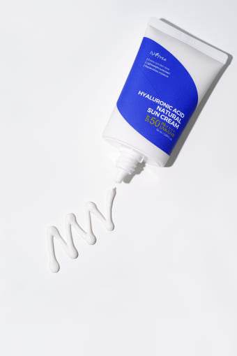 Isntree Hyaluronic Acid Natural Suncream SPF50+PA++++ 50ml - Beauty Lab Perth