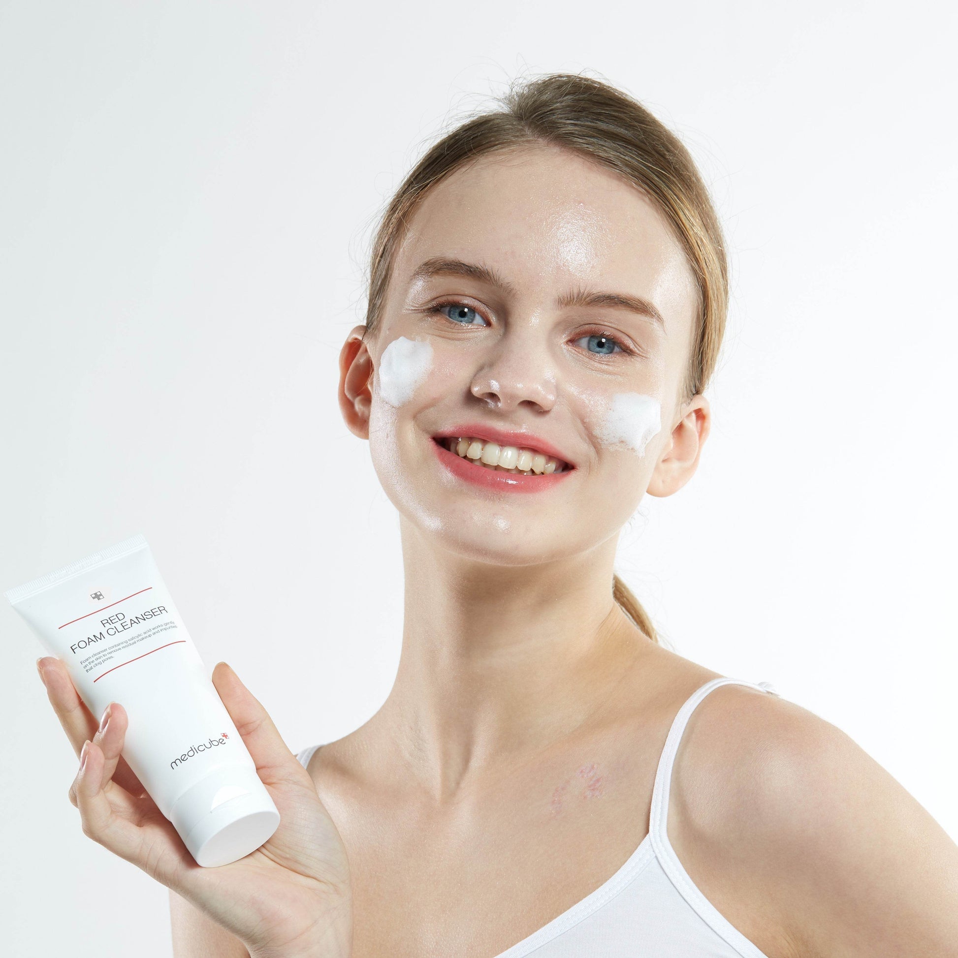 medicube Red Foam Cleanser 120ml - Beauty Lab Perth