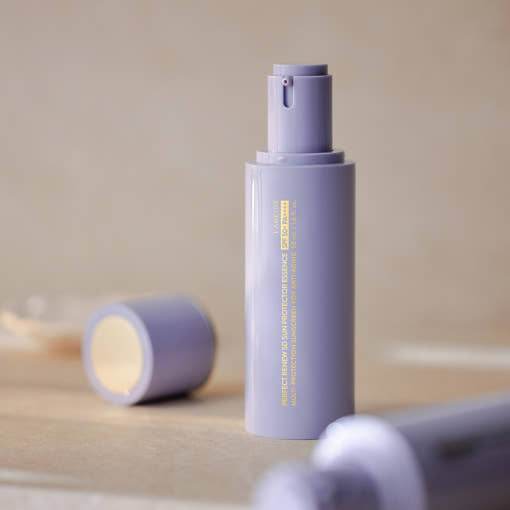 LANEIGE Perfect Renew 5D Sun Protector Essence SPF50+PA++++ 50ml - Beauty Lab Perth